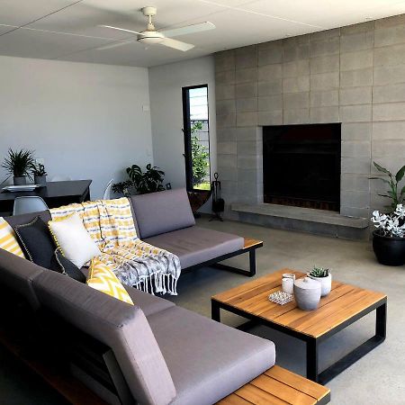 The Sinatra Holiday House - Couples Retreat Mulwala Zewnętrze zdjęcie